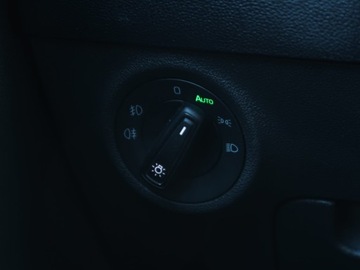 Skoda Karoq Crossover 1.6 TDI 115KM 2019 Skoda Karoq 1.6 TDI, Salon Polska, VAT 23%, Klima, zdjęcie 15