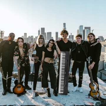 ЦИФРОВОЕ пианино на подставке, 88 клавиш SUSTAIN.