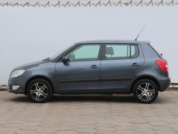 Skoda Fabia II Hatchback Facelifting 1.2 TSI 85KM 2010 Skoda Fabia 1.2 TSI, Klima,ALU, zdjęcie 2