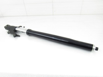 Левая сторона Yamaha FJR 1300.