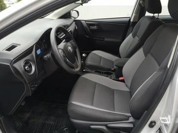 Toyota Auris II Touring Sports Facelifting 1.6 Valvematic 132KM 2015 Toyota Auris 1.6 Benzyna 132KM # Salon PL # LIFT #, zdjęcie 10