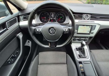 Volkswagen Passat B8 Variant 2.0 TDI 150KM 2015 Volkswagen Passat Volkswagen Passat 2.0 Diesel 150KM, zdjęcie 11
