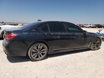 BMW Seria 7 G11-G12 2018 BMW Seria 7 2018, 6.6L, 4x4, M760XI, po gradobiciu, zdjęcie 4