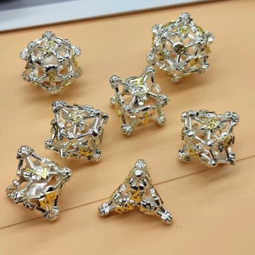 SREBRNE KATAKUMBY ZESTAW 7 METALOWYCH KOŚCI RPG