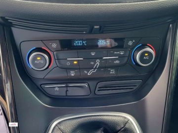Ford C-MAX II Grand C-MAX Facelifting 1.5 TDCi 120KM 2015 Ford C-MAX Titaniumbardzo ladny, GWARANCJA 1.5 Diesel 120KM, zdjęcie 16