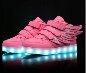 Children's sports shoes CHAO LED luminous shoes.