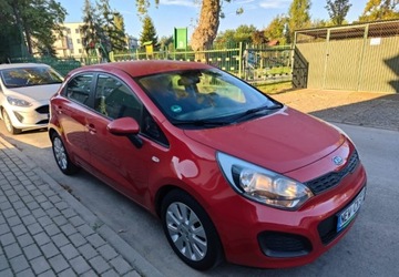 Kia Rio III Hatchback 3d 1.2 DOHC CVVT 85KM 2012 Kia Rio 2012r poj. 1248 86 KM Klimatyzacja 1.2 Benzyna 86KM