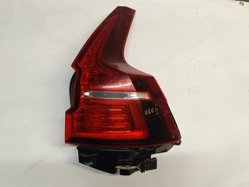 VOLVO V60 31468179 LAMPA PRAWY TYŁ TYLNA PRAWA 31468179