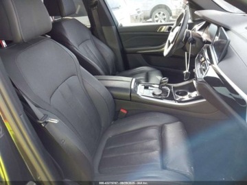 BMW X5 G05 2020 BMW X5 M50i 2020 4.4l 4.4 Benzyna 523KM, zdjęcie 9