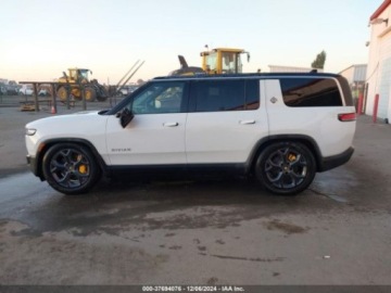  Inny Inny 2023 Rivian R1S Adventure Quad-Motor Large Pack Elektryczny 835KM, zdjęcie 13