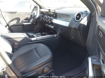 Mercedes GLB 2022 Mercedes-Benz GLB 2022r., 250, od ubezpieczalni 2.0 Benzyna 221KM, zdjęcie 8