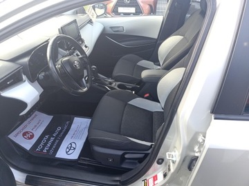 Toyota Corolla XII TS Kombi 1.8 Hybrid 122KM 2019 Toyota Corolla 1.8 Hybrid Comfort Style Tech Seria, zdjęcie 19