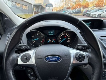 Ford Kuga II SUV 1.5 EcoBoost 150KM 2015 Ford Kuga Asystent ParkowaniaPDCEl. KlapaPodgrzewana szybaWzorowy Stan, zdjęcie 18