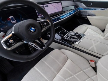 BMW Seria 7 G70 Sedan 3.0 40d 299KM 2026 BMW Seria 7 740d xDrive Sport Sedan 3.0 (299KM) 2026, zdjęcie 5