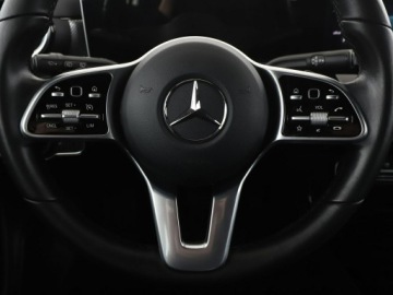 Mercedes CLA C118/X118 Shooting Brake 2.0 200d 150KM 2020 Mercedes CLA 200 automat full LED półskóra, zdjęcie 20