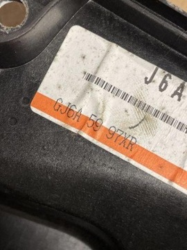 GJ6A5997XR MAZDA ZVEDÁK OKNO LEVÝCH PŘEDNÍCH DVEŘE