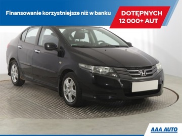 Honda City VI 1.4 i 100KM 2010 Honda City 1.4 i-VTEC, Salon Polska