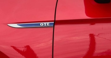 Volkswagen Passat B8 2020 Volkswagen Passat DSG PlugIn LED Webasto Bezwypadkowy Piekny kolor Faktu, zdjęcie 5