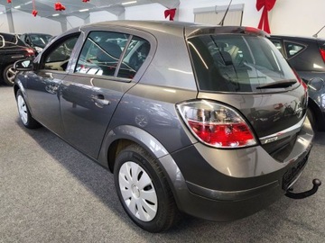 Opel Astra J Hatchback 5d 1.6 Twinport ECOTEC 115KM 2009 Opel Astra H 1.6 H, benzyna 116 KM, Panorama, Klima, zdjęcie 3