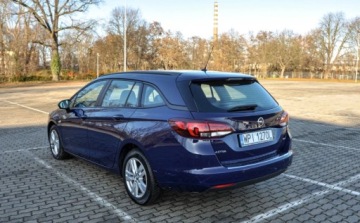 Opel Astra K Sports Tourer 1.6 CDTI 110KM 2017 Opel Astra 1,6CDTI Bezwypadkowa 2017 r. 1.6 Diesel 110KM, zdjęcie 2