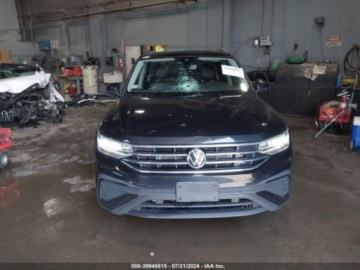 Volkswagen Tiguan II 2022 Volkswagen Tiguan 2022 Volkswagen Tiguan 2.0T SE 4MOTION 2.0 Benzyna 184KM, zdjęcie 1