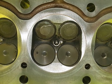 ГОЛОВКА C3 C2 XSARA 208 207 DS2 DS3 1.2 VTI HM01