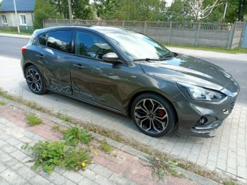 Ford Focus IV Hatchback 1.5 EcoBlue 120KM 2019 Ford Focus ST-line 1.5 TDCI Bogato Wyposażony, zdjęcie 5