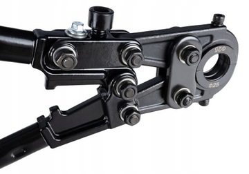 Ручной обжимной инструмент для труб PEX.