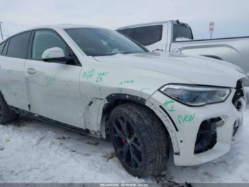 BMW X6 G06 2022 BMW X6 xDrive40i 2022 3.0 Benzyna 335KM, zdjęcie 7