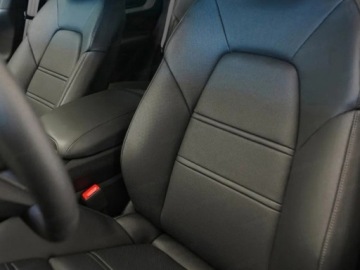 Porsche Cayenne III SUV Facelifting 3.0 353KM 2025 PORSCHE Cayenne Coupe Black Edition Suv 2.0 (353KM) 2025, zdjęcie 3