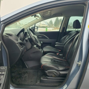 Mazda 5 II 2.0 MZR 150KM 2011 Mazda 5 2.0 MZR-DISI i-stop Center-Line, zdjęcie 19