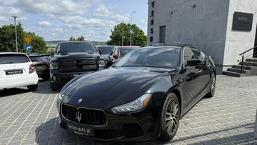 Maserati Ghibli III Sedan 3.0 V6 410KM 2017 Maserati Ghibli 3.0 410KM SQ4 Kamera Cofania