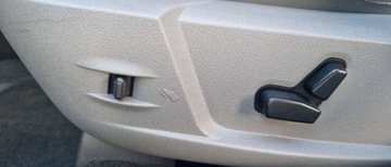 Chrysler 300C I Touring 5.7 i V8 AWD 340KM 2005 Chrysler 300C 5.7 V8 HEMIGaz Sekw. AWD 4x4 Navi BOSTON 5.7 BenzynaLPG, zdjęcie 23