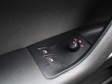 Audi A3 8P Hatchback 3d 1.4 TFSI 125KM 2009 Audi A3 1.4 TFSI, Xenon, Klima, Klimatronic, zdjęcie 12