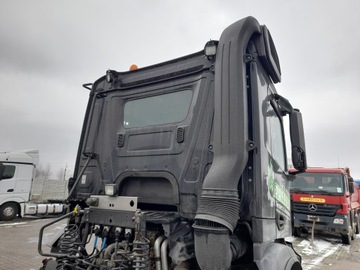 Mercedes Arocs Actros MP4 ClassicSpace M кабина