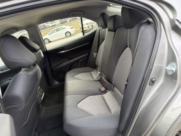 Toyota Camry IX Sedan 2.5 Hybrid Dynamic Force 218KM 2022 Toyota Camry 2.5 Hybrid Comfort CVT 2.5 Hybrid Com, zdjęcie 9