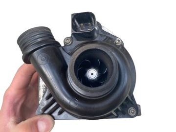 BMW 3 E90 E91 ČERPADLO VODY 7632426