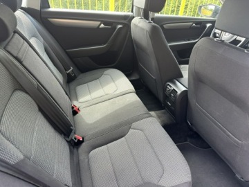 Volkswagen Passat B7 Variant 2.0 TDI CR DPF BlueMotion 140KM 2013 Volkswagen Passat 2.0 TDI Navi Klimatronic Kamera, zdjęcie 6