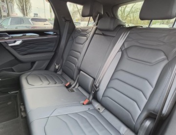 Volkswagen Touareg III SUV Facelifting 3.0 V6 TDI 286KM 2024 Volkswagen Touareg 3.0 V6 TDI 285KM 4Mot. Elegance, zdjęcie 25