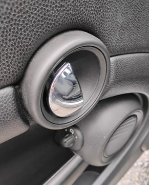 Mini One II 2009 MINI ONE 2009r, 1.4 Benzyna. Uszkodzony lewy przod. Jezdzi. 1.4 Benzyna, zdjęcie 9