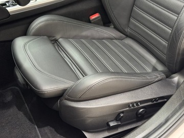 Alfa Romeo Giulia II Sedan Facelifting 2023 2.0 GME Turbo 280KM 2024 Alfa Romeo Giulia Q4 Veloce / Harman/kardon / Szyb, zdjęcie 10