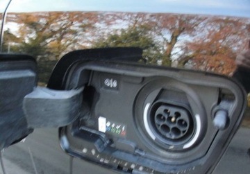 Peugeot 3008 II Plug-In Hybrid Facelifting 1.6 HYBRID 225KM 2022 Peugeot 3008 Plugin-in 1.6 Hybryda Plug-in 225KM, zdjęcie 18