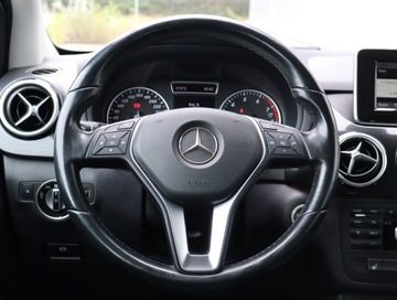 Mercedes Klasa B W246 Sports Tourer 180 BlueEFFICIENCY 122KM 2014 Mercedes B B 180, Navi, Klima, Parktronic, zdjęcie 16