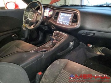 Dodge Challenger III 2018 Dodge Challenger _RT_HEMI_5.7 L_372 km_2018r 5.7 Benzyna 372KM, zdjęcie 6