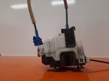 CITROEN NEMO 1.4 HDI 08-15 ZÁMEK DVEŘE PŘEDNÍ PRAVÝ 230/A