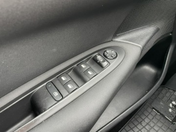 Citroen C4 II Hatchback 5d Facelifting 1.2 PureTech 110KM 2015 Citroen C4 1.2i 110KM 2015 salon PL, climatronic, zdjęcie 11