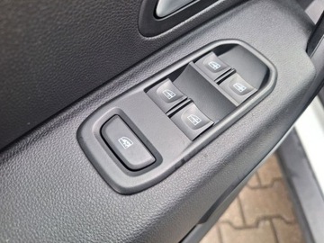 Dacia Duster II SUV Facelifting 1.0 TCe 90KM 2022 Dacia Duster SalonPL serwis 1.0TCe LPG 91KM bezwypadkowy LED hak klimatyza, zdjęcie 10