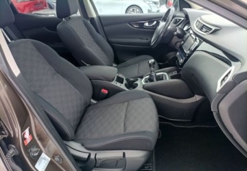 Nissan Qashqai II Crossover 1.2 DIG-T 115KM 2016 Nissan Qashqai Kamery 350 Panorama Pod.fotele Od RiA 1.2 Benzyna 115KM, zdjęcie 8