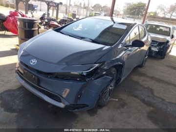 Toyota Prius V (XW60) 2024 Toyota Prius XLE 2024 2.0l 2.0 Hybryda 150KM, zdjęcie 1