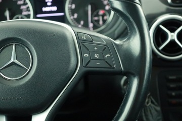 Mercedes Klasa B W246 Sports Tourer 180 BlueEFFICIENCY 122KM 2011 Mercedes B B 180, Navi, Klima, Parktronic, zdjęcie 16